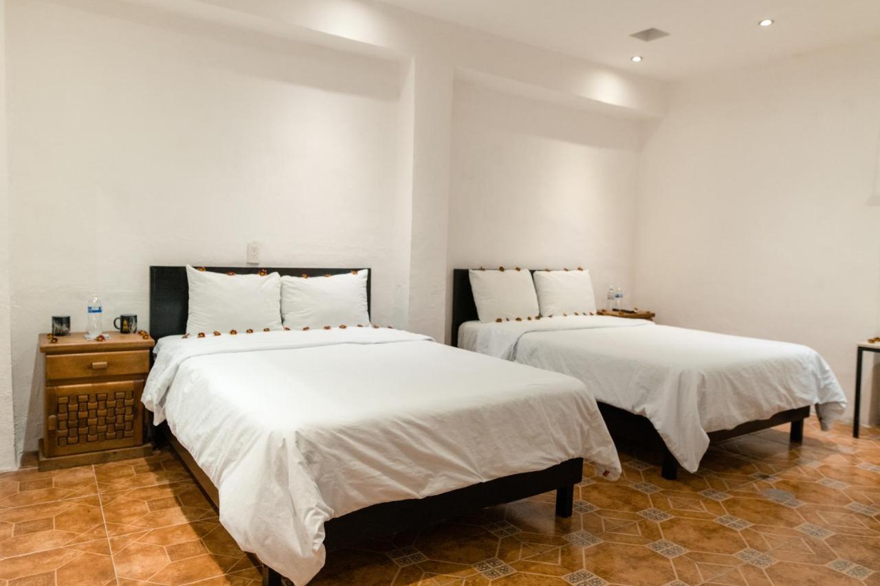 Hotel La Catedral Мерида Екстериор снимка
